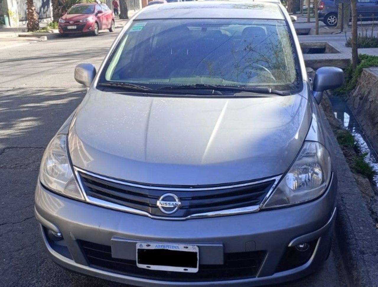 Nissan Tiida Usado en Mendoza, deRuedas
