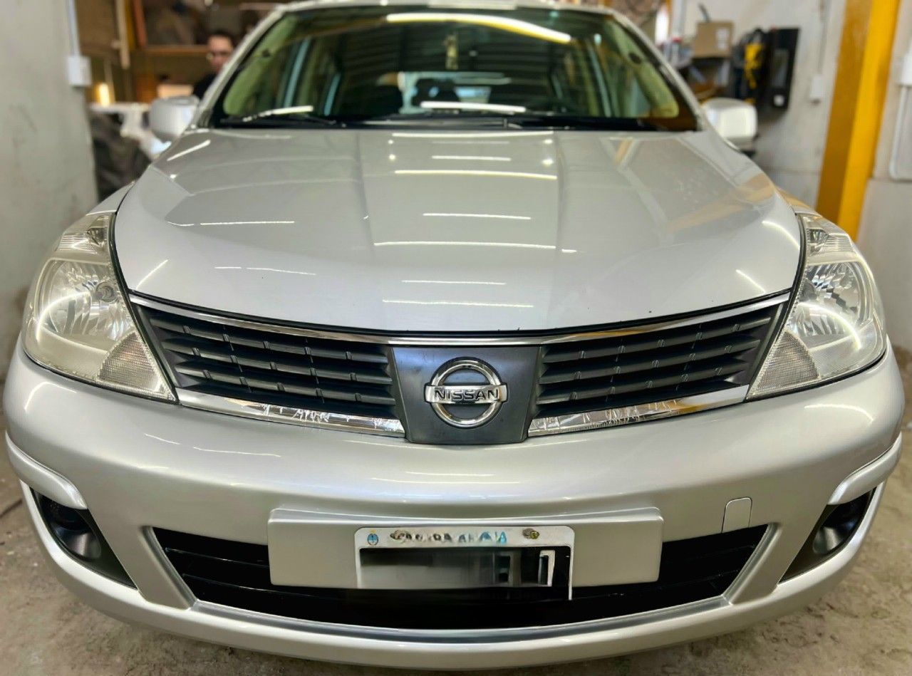 Nissan Tiida Usado en Mendoza, deRuedas