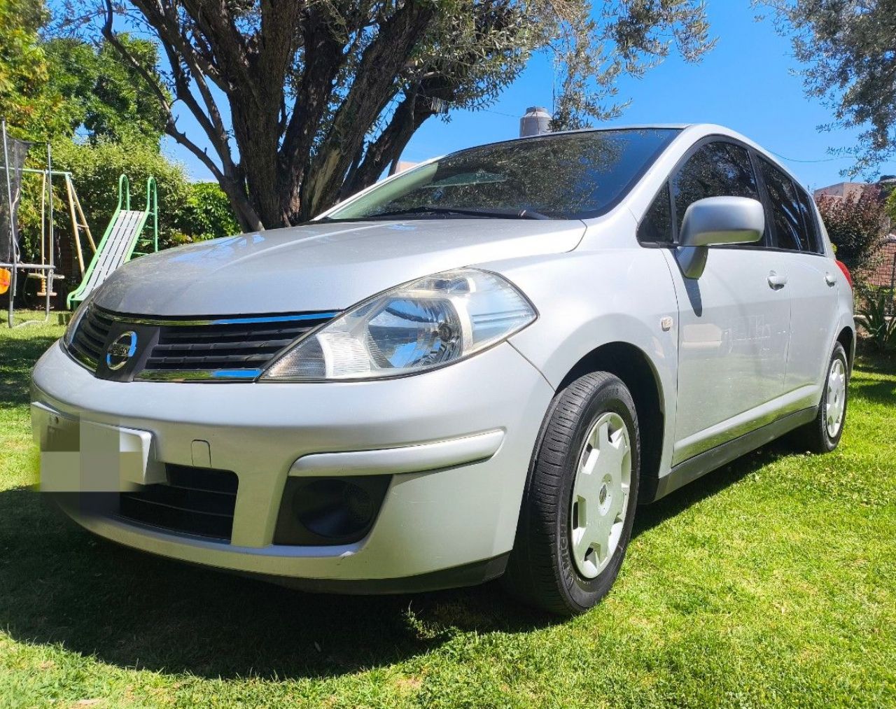 Nissan Tiida Usado en Mendoza, deRuedas