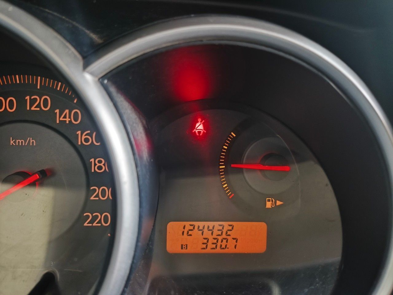 Nissan Tiida Usado en Mendoza, deRuedas