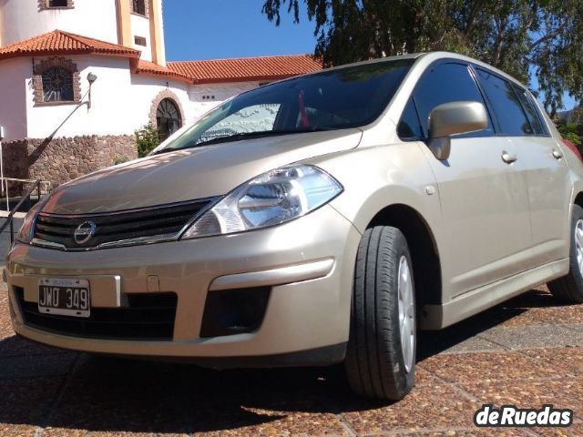 Nissan Tiida Usado en Mendoza, deRuedas