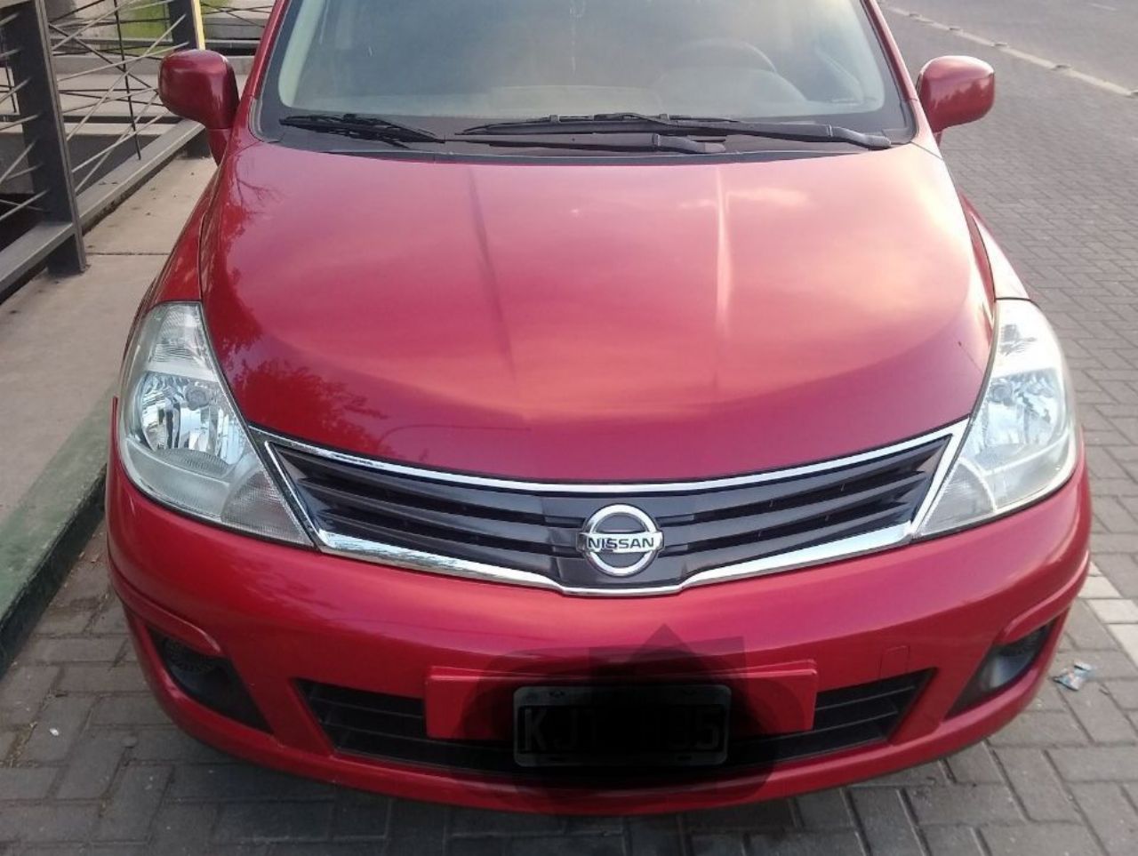 Nissan Tiida Usado en Mendoza, deRuedas