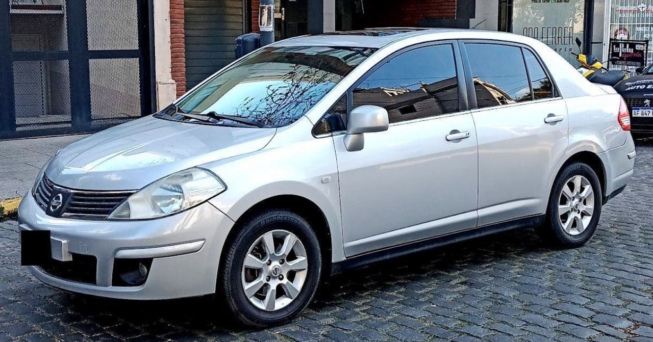 Nissan Tiida Usado en Buenos Aires, deRuedas