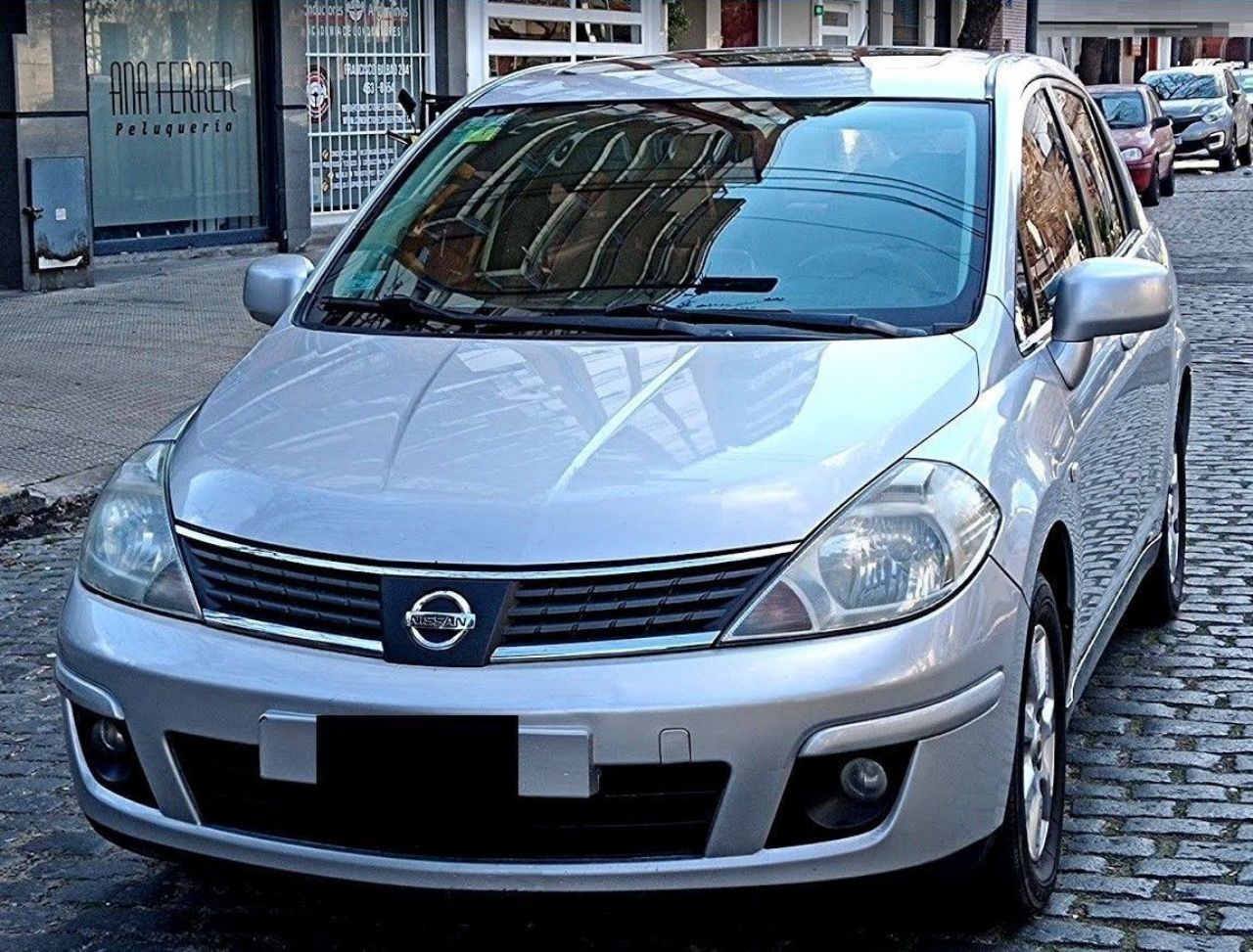 Nissan Tiida Usado en Buenos Aires, deRuedas