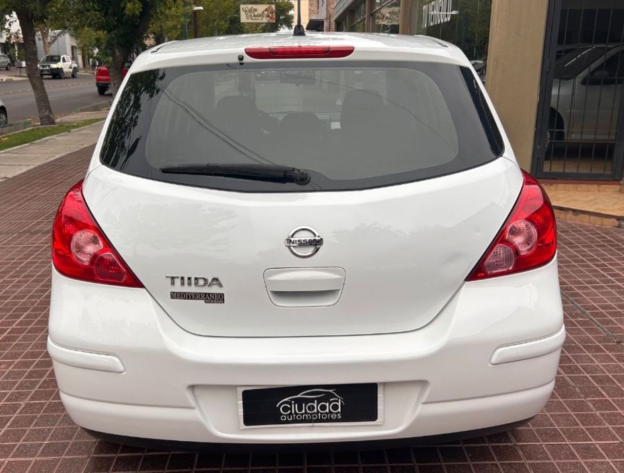 Nissan Tiida Usado en Mendoza, deRuedas