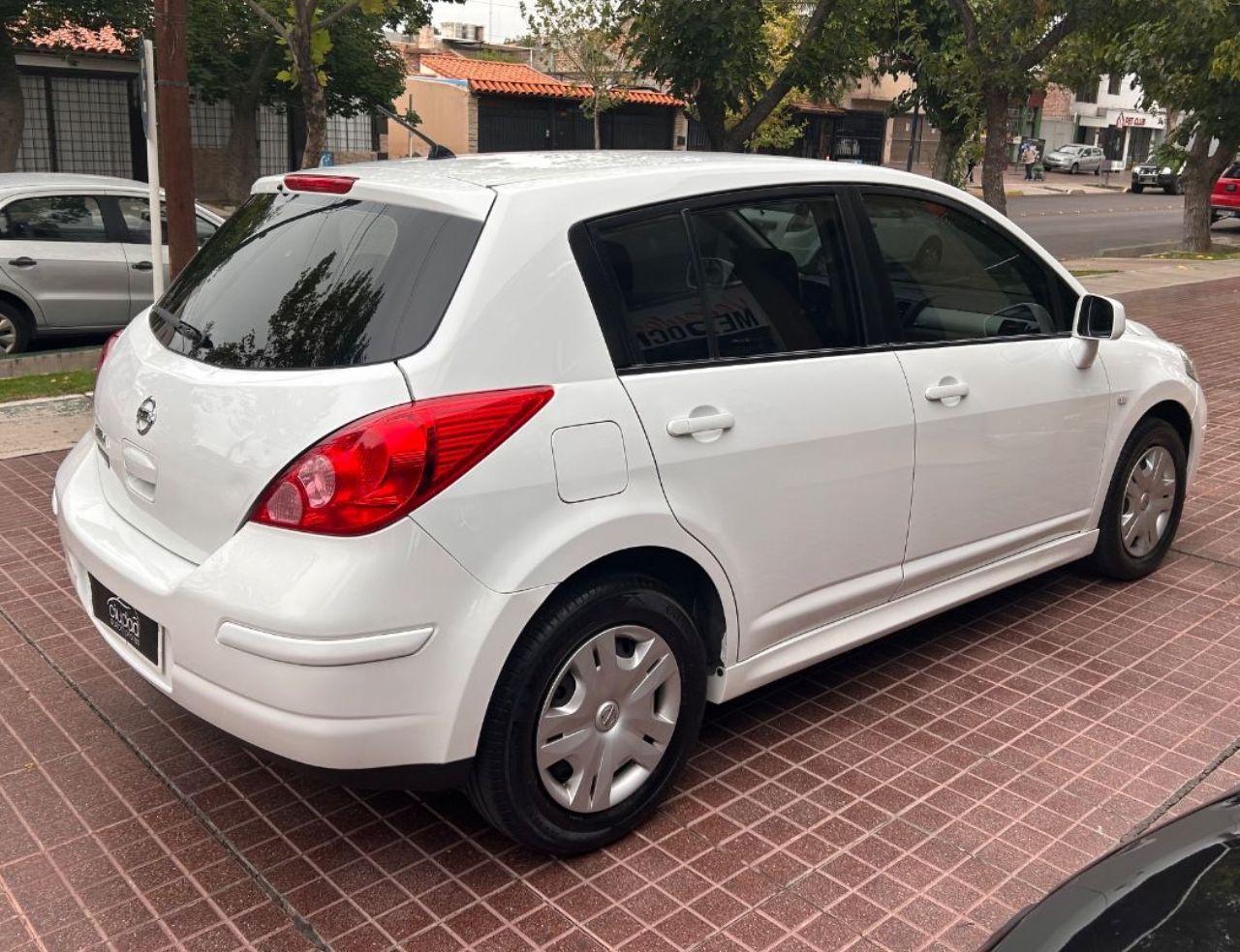 Nissan Tiida Usado en Mendoza, deRuedas