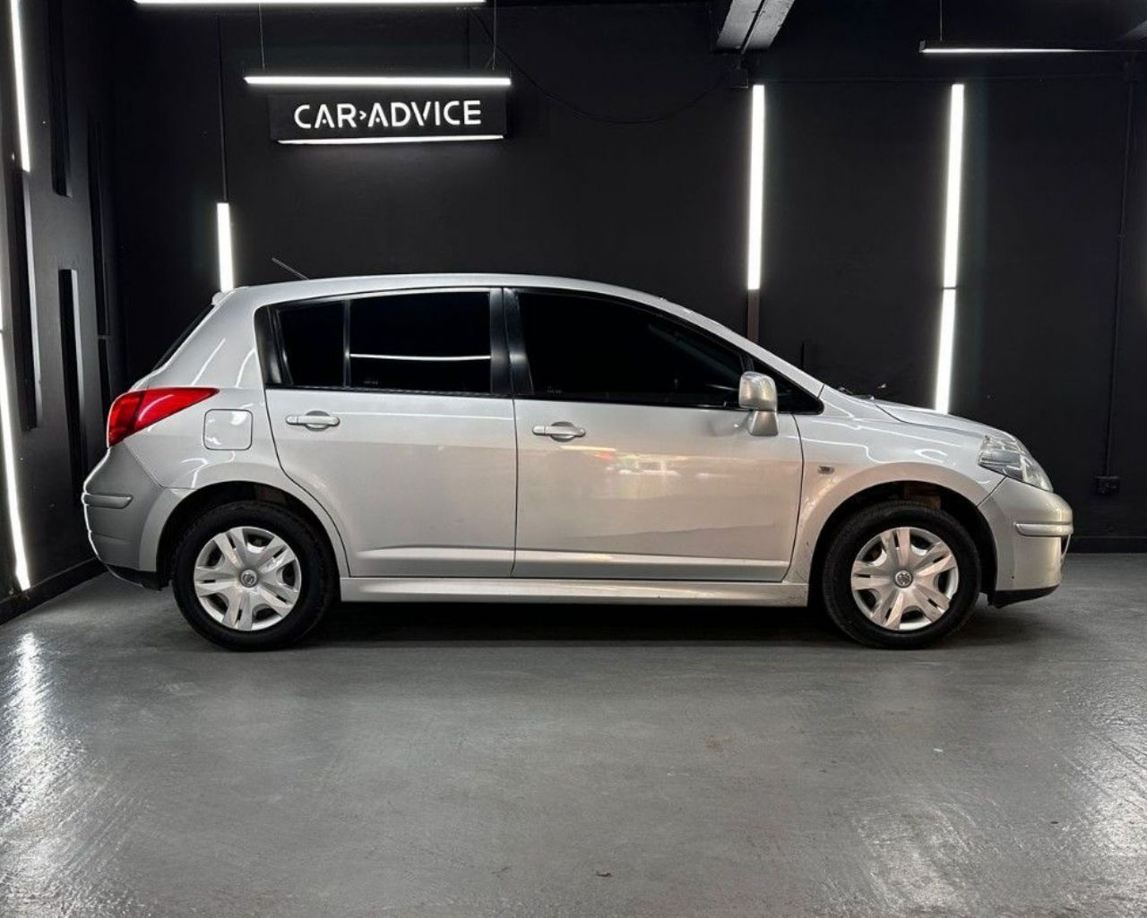 Nissan Tiida Usado en Córdoba, deRuedas