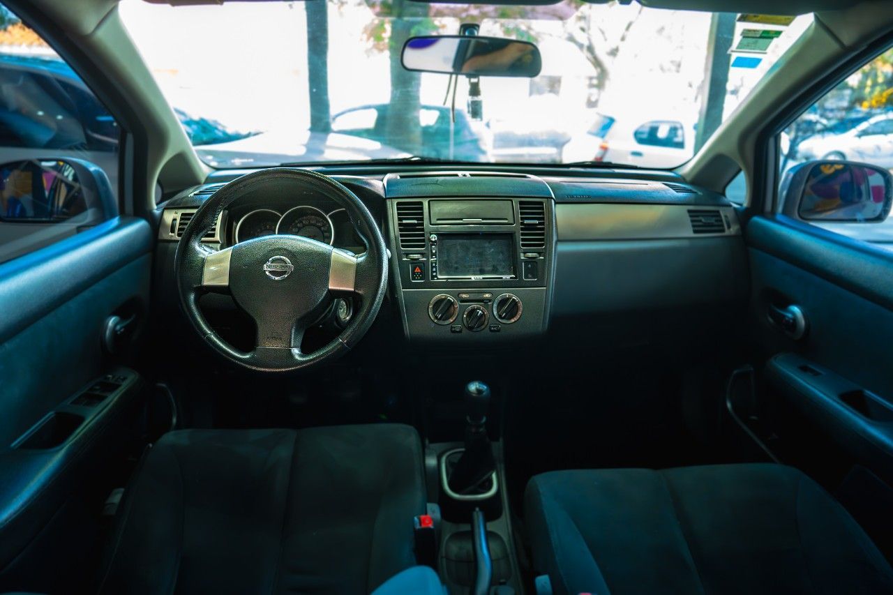 Nissan Tiida Usado en Córdoba, deRuedas