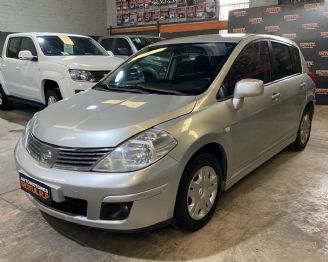Nissan Tiida Usado en Mendoza