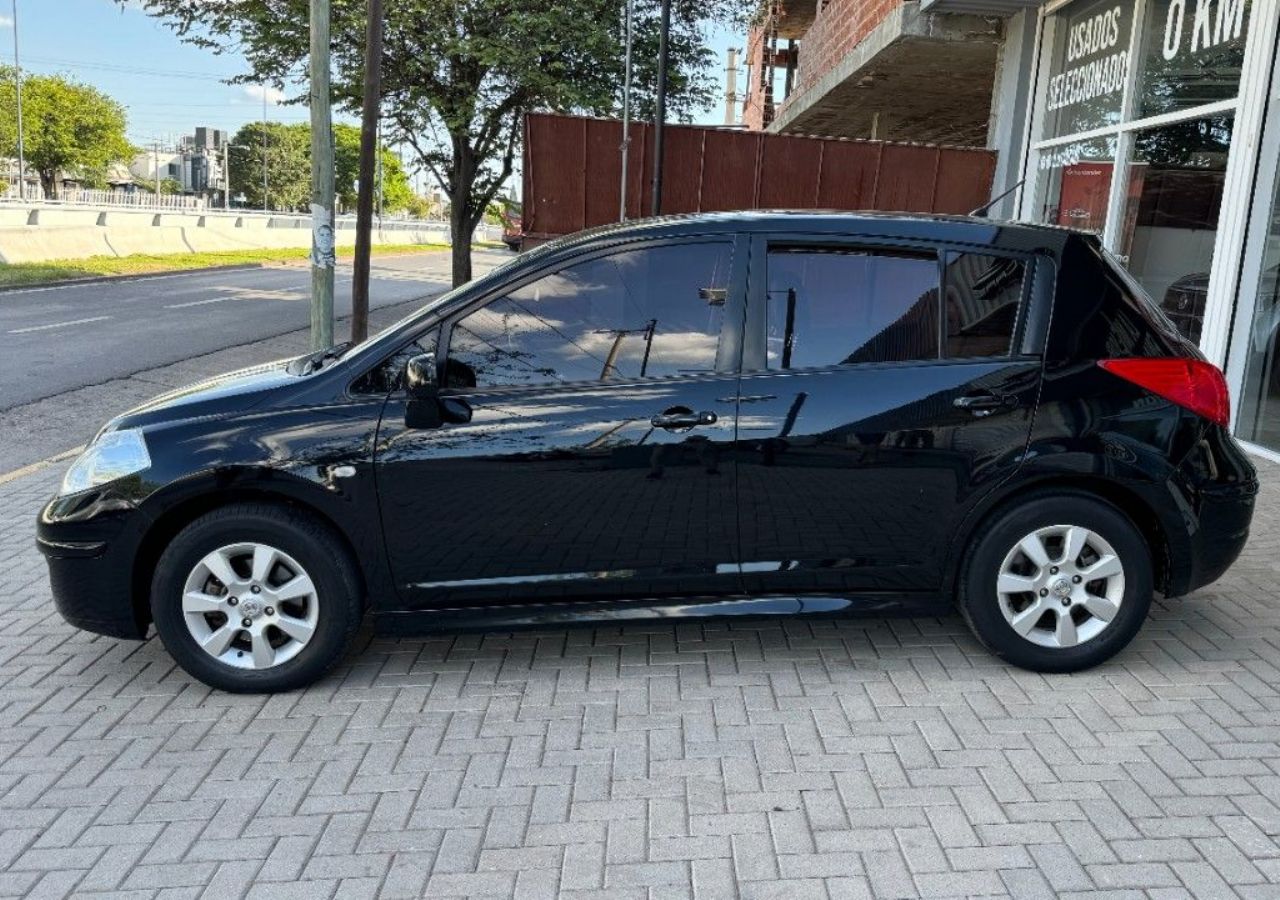 Nissan Tiida Usado en Córdoba, deRuedas