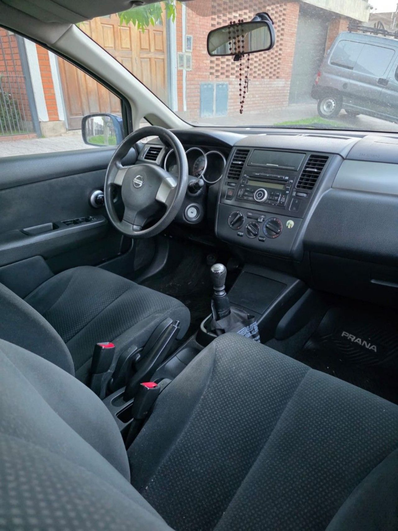 Nissan Tiida Usado en Buenos Aires, deRuedas