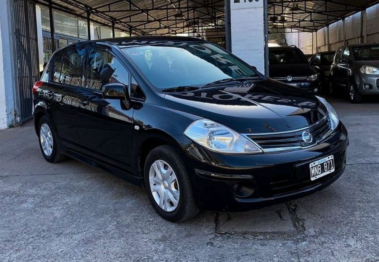 Nissan Tiida Usado en Córdoba, deRuedas