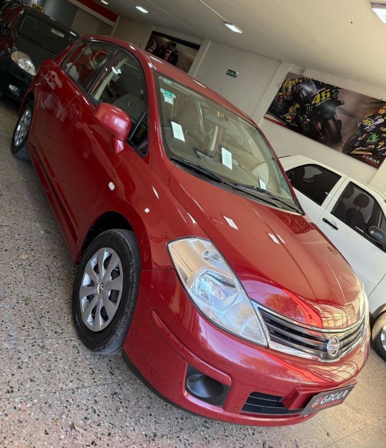 Nissan Tiida Usado Financiado en Córdoba, deRuedas