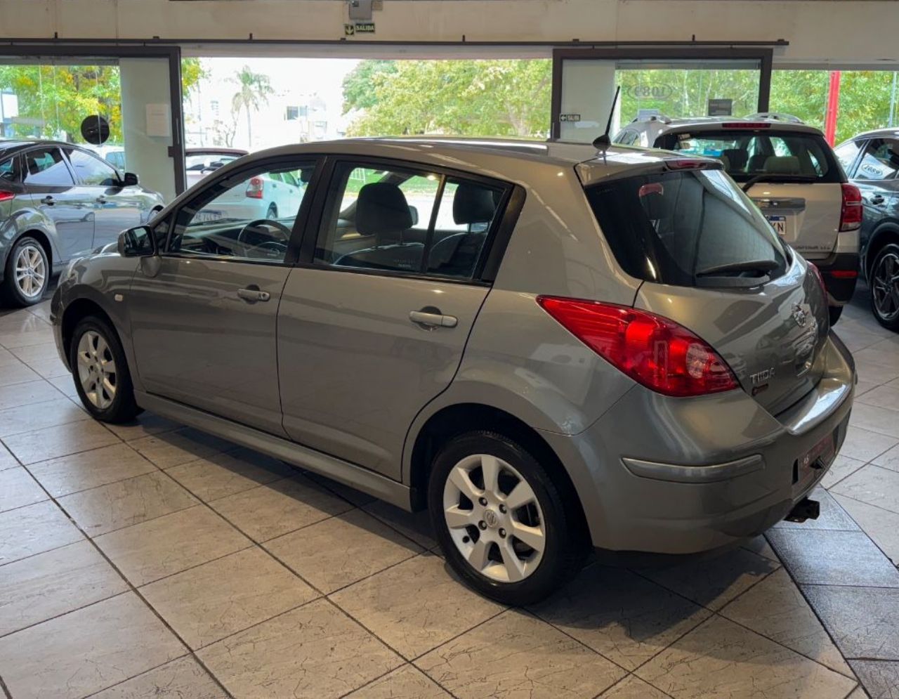 Nissan Tiida Usado en Córdoba, deRuedas