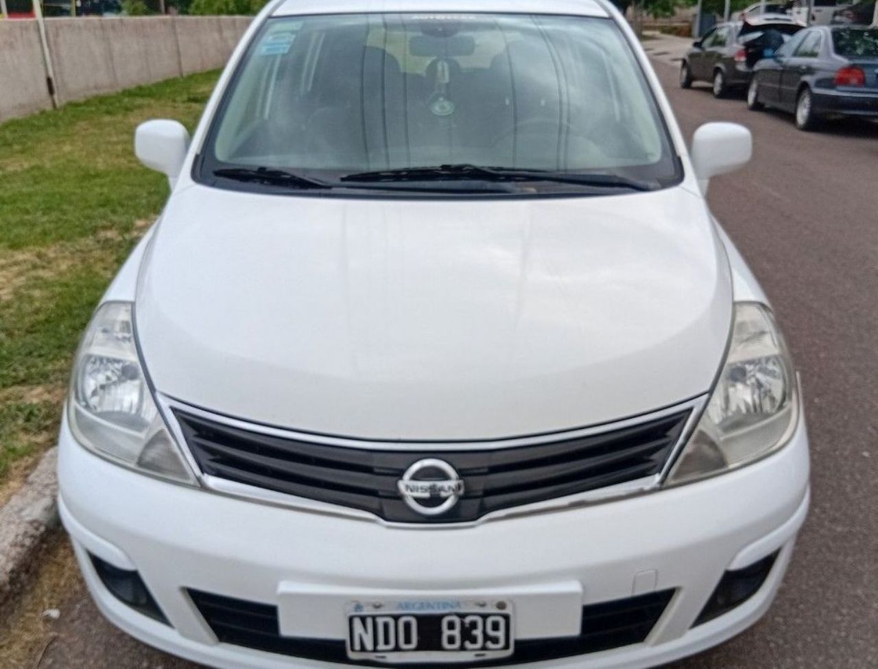 Nissan Tiida Usado en Mendoza, deRuedas