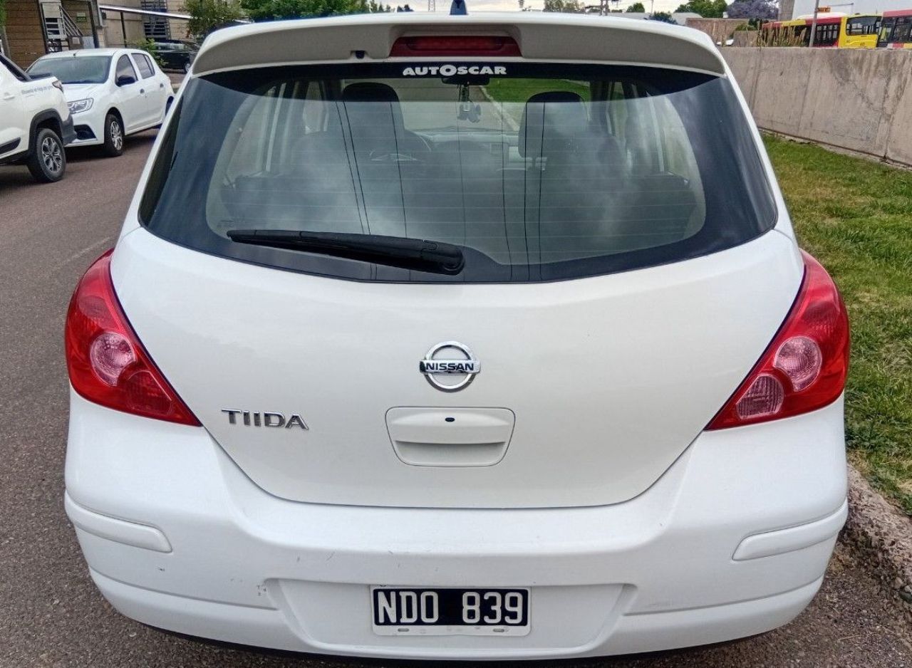 Nissan Tiida Usado en Mendoza, deRuedas
