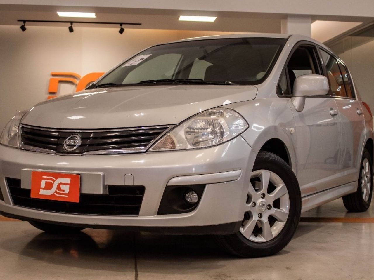 Nissan Tiida Usado en Córdoba, deRuedas