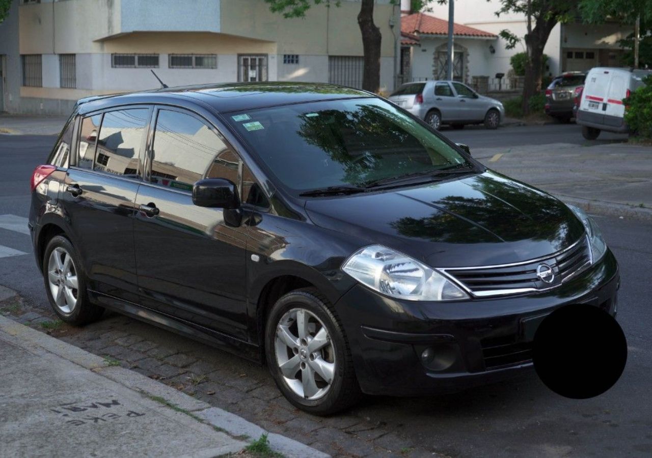 Nissan Tiida Usado en Buenos Aires, deRuedas