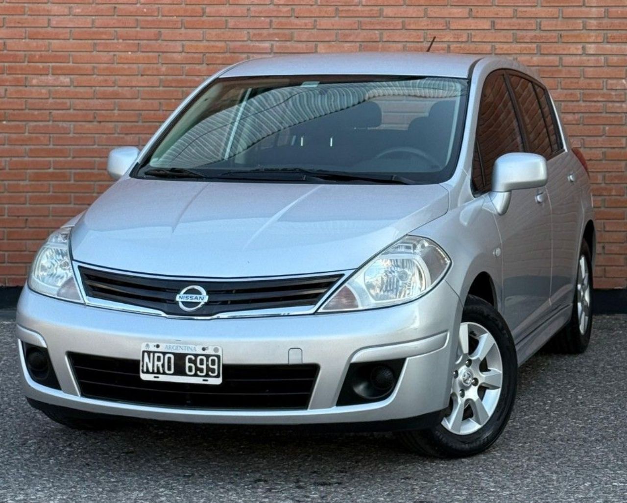 Nissan Tiida Usado en Córdoba, deRuedas