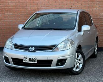 Nissan Tiida Usado en Córdoba Financiado