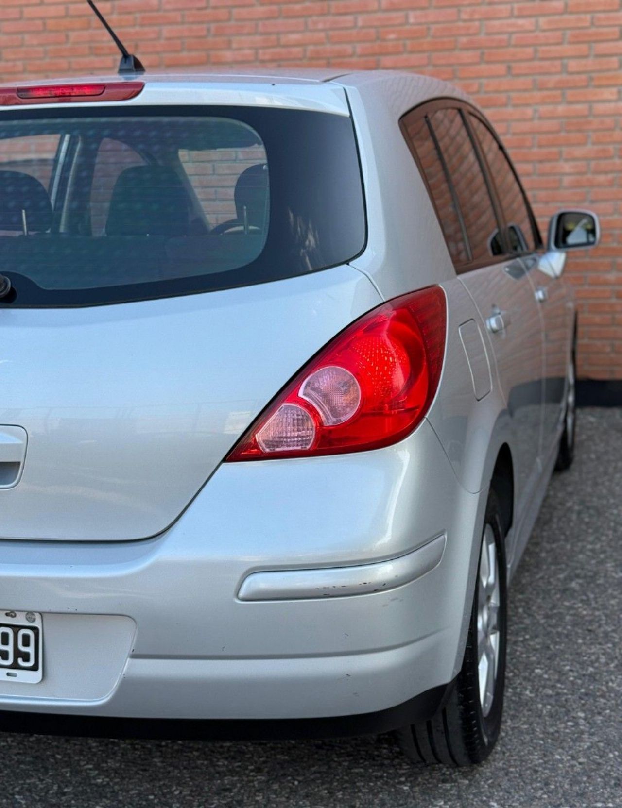 Nissan Tiida Usado en Córdoba, deRuedas