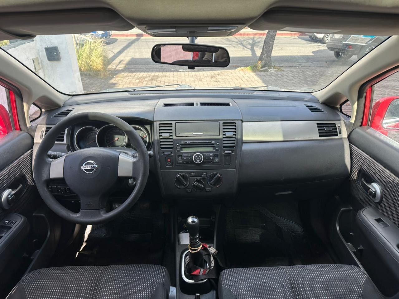 Nissan Tiida Usado Financiado en Córdoba, deRuedas