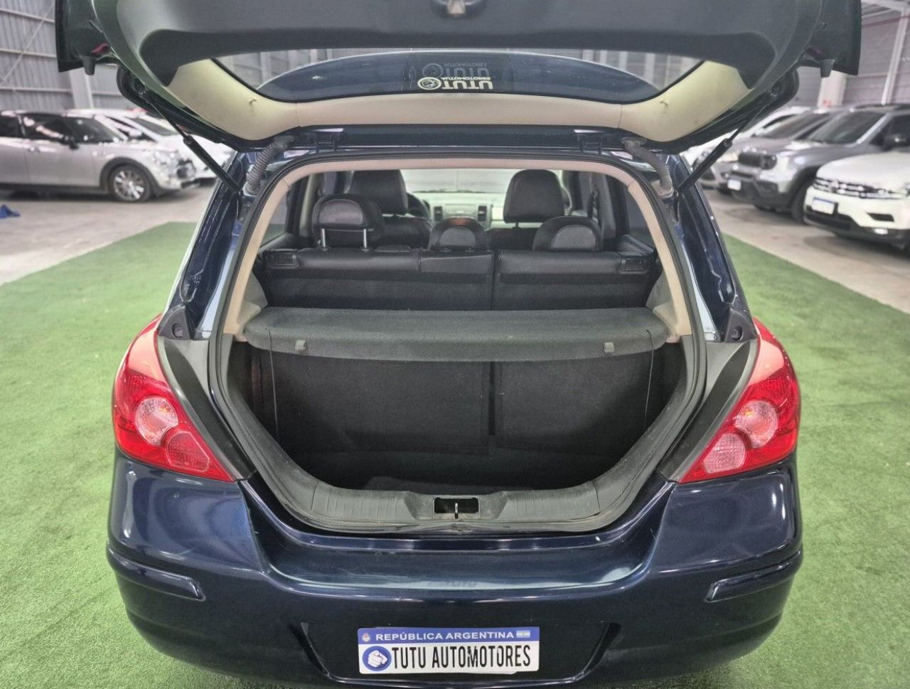 Nissan Tiida Usado Financiado en Córdoba, deRuedas