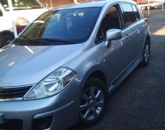 Nissan Tiida Usado en Mendoza