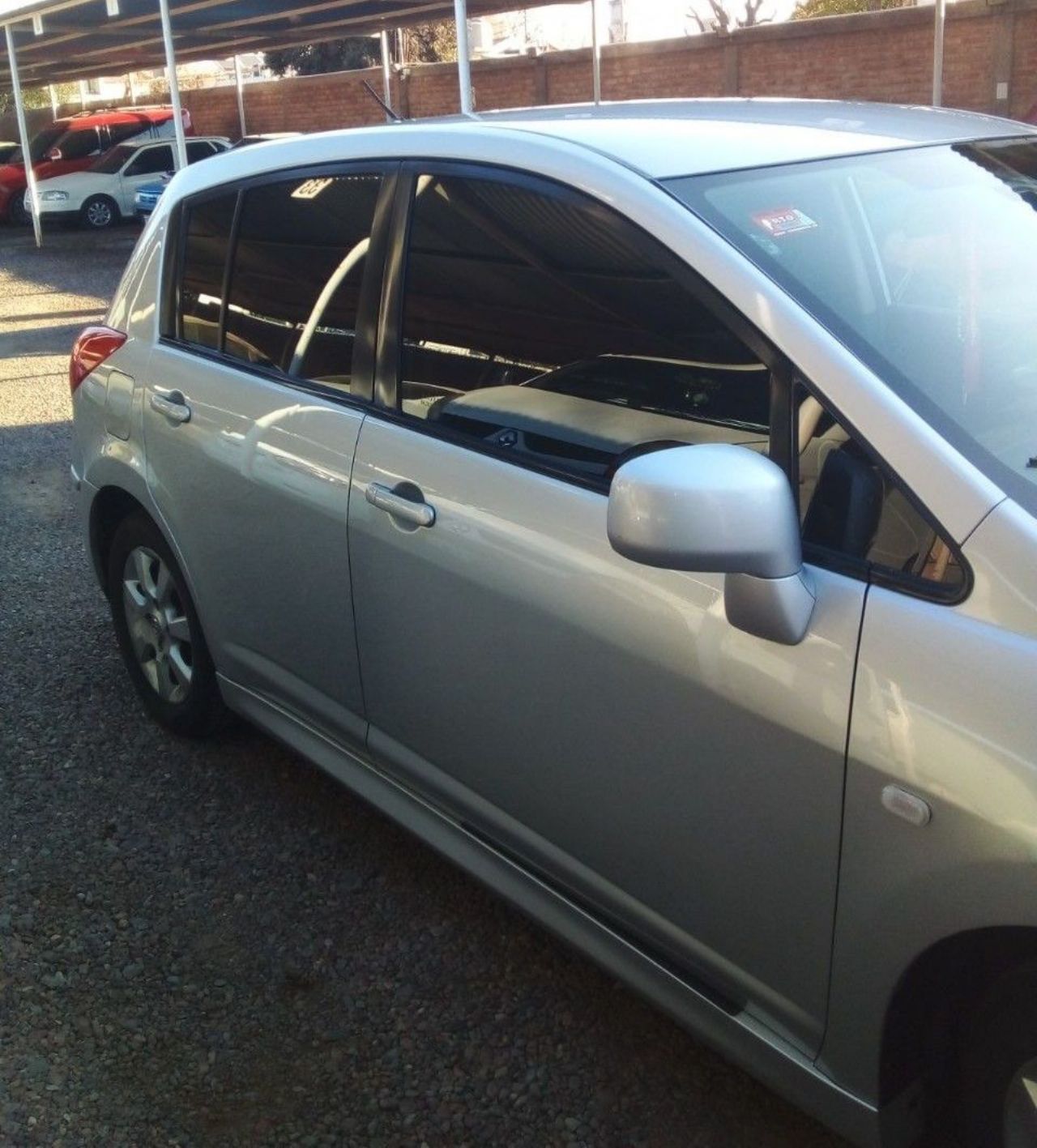 Nissan Tiida Usado en Mendoza, deRuedas