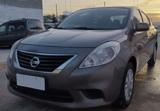 Nissan Versa Usado en Córdoba Financiado