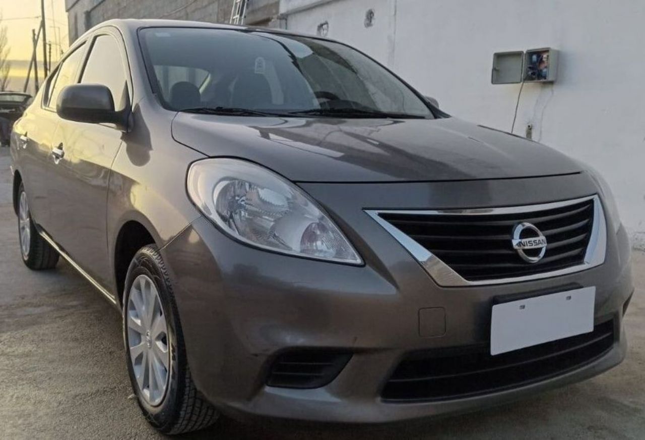 Nissan Versa Usado en Córdoba, deRuedas