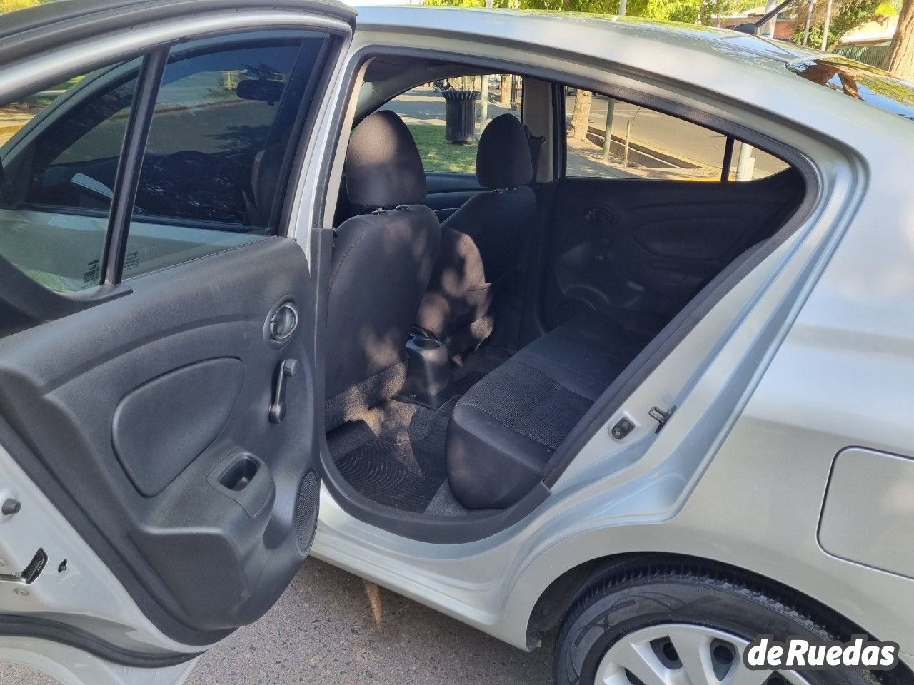 Nissan Versa Usado en Mendoza, deRuedas