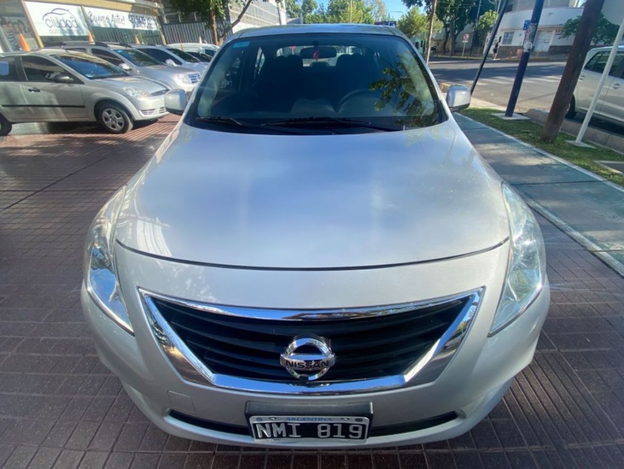 Nissan Versa Usado en Mendoza, deRuedas