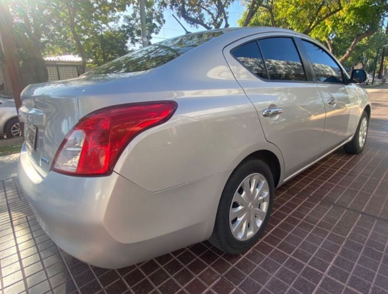 Nissan Versa Usado en Mendoza, deRuedas