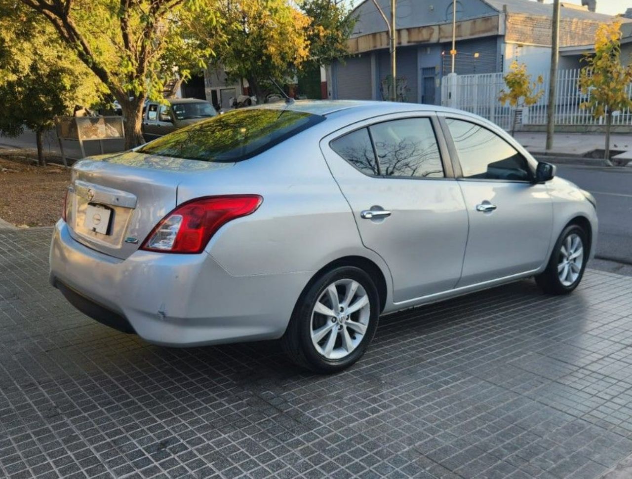 Nissan Versa Usado en Mendoza, deRuedas