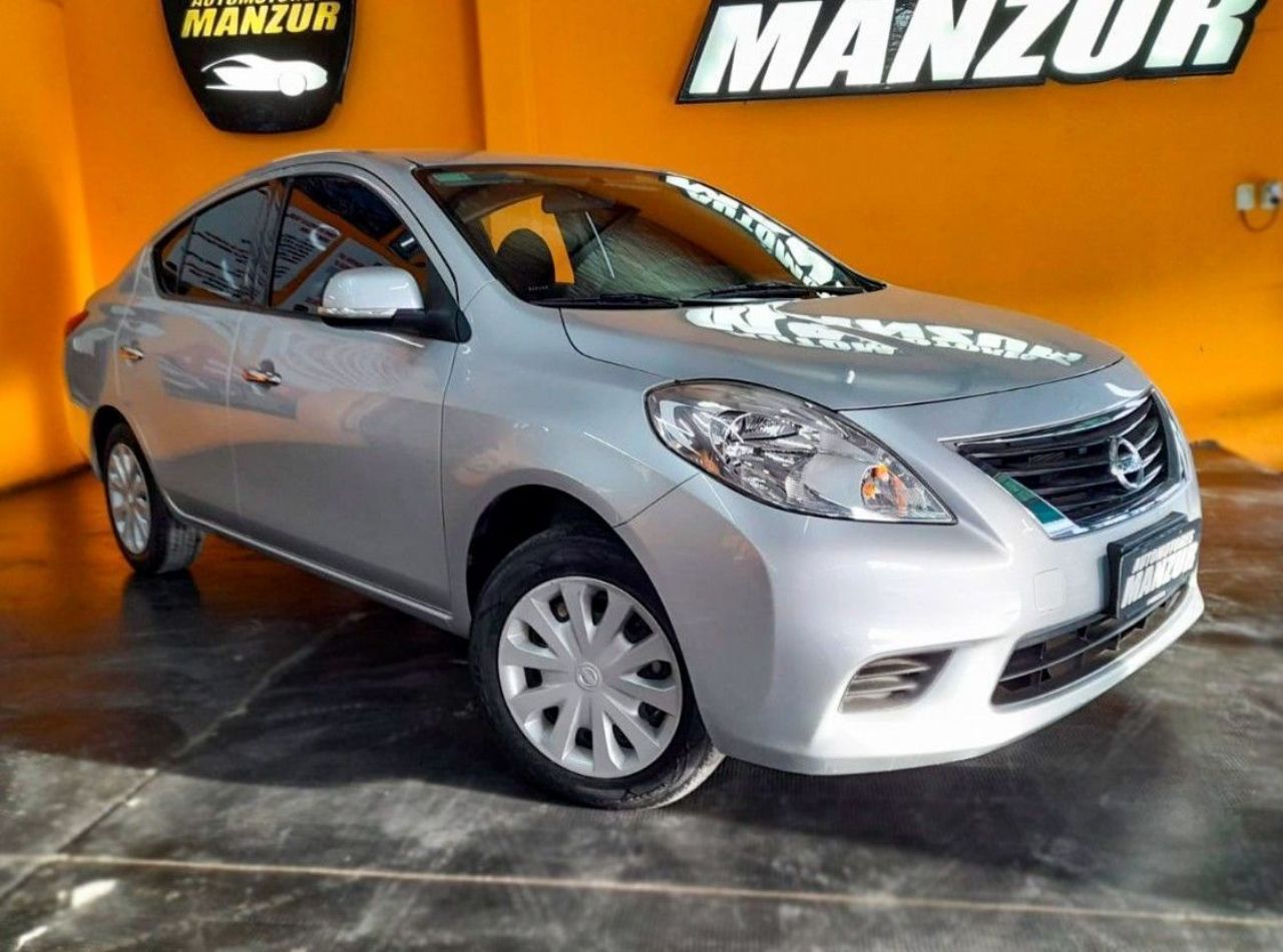 Nissan Versa Usado en Mendoza, deRuedas