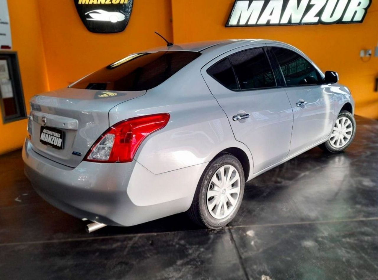 Nissan Versa Usado en Mendoza, deRuedas