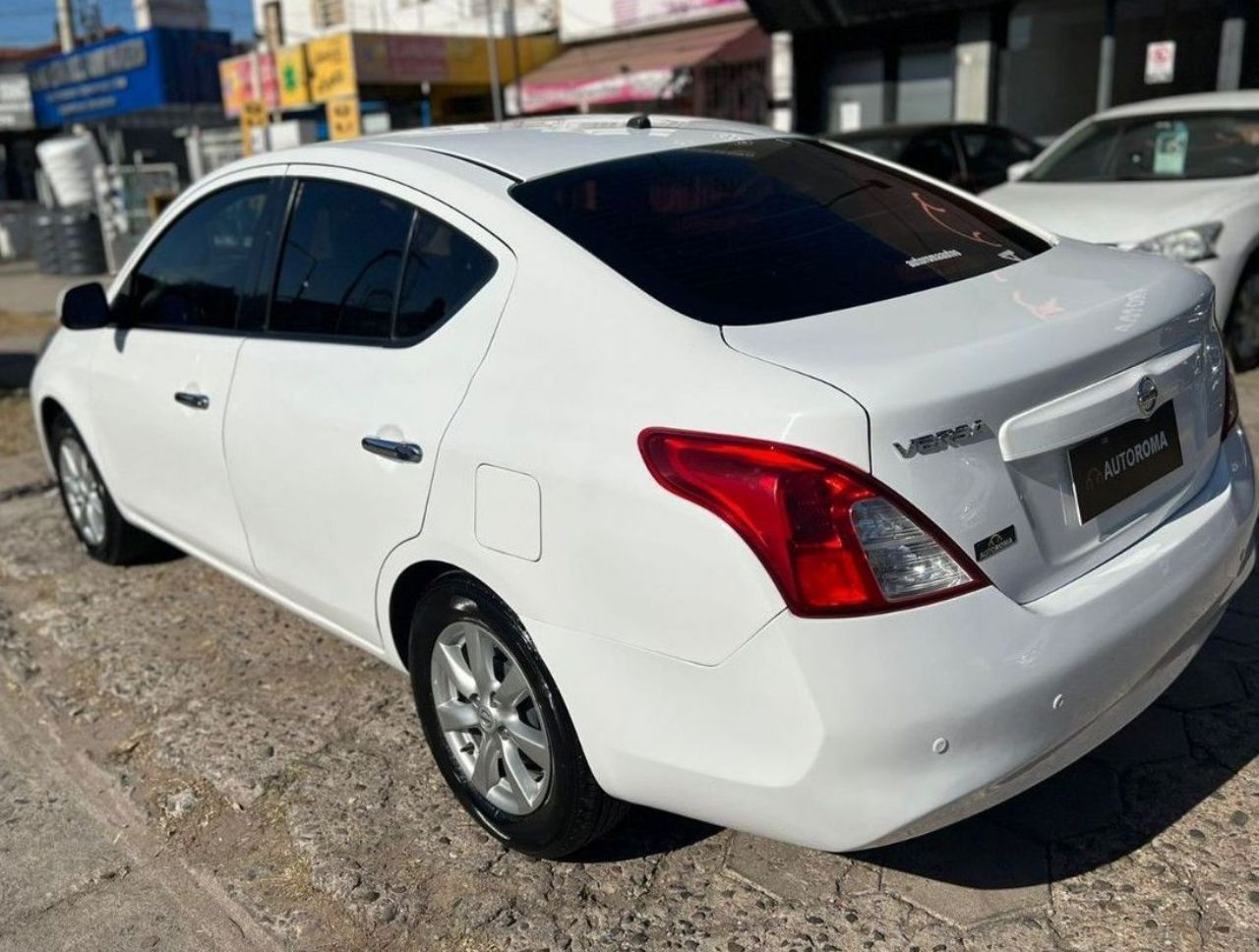 Nissan Versa Usado en Córdoba, deRuedas