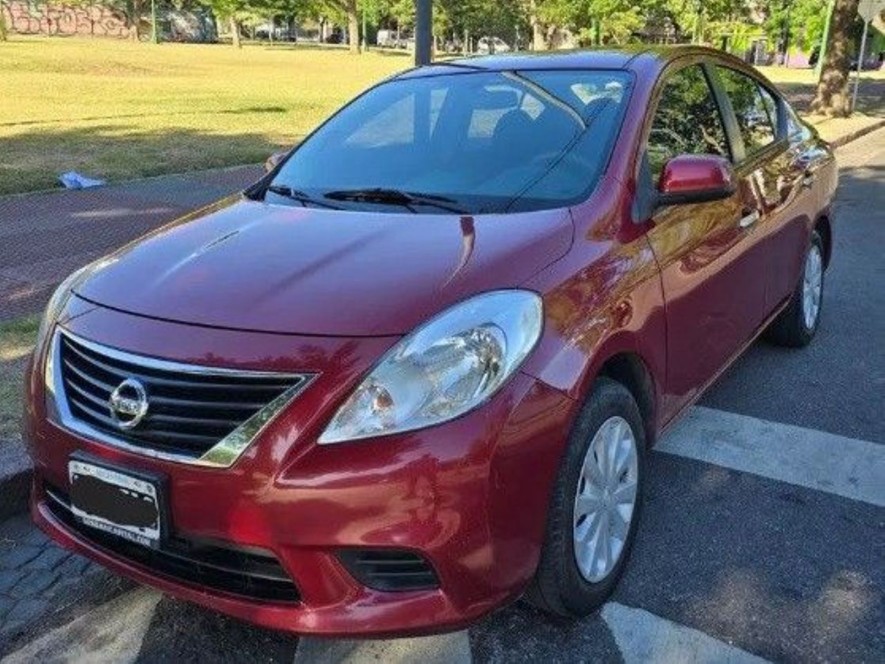 Nissan Versa Usado en Buenos Aires, deRuedas