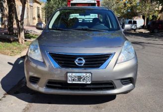 Nissan Versa Usado en Mendoza