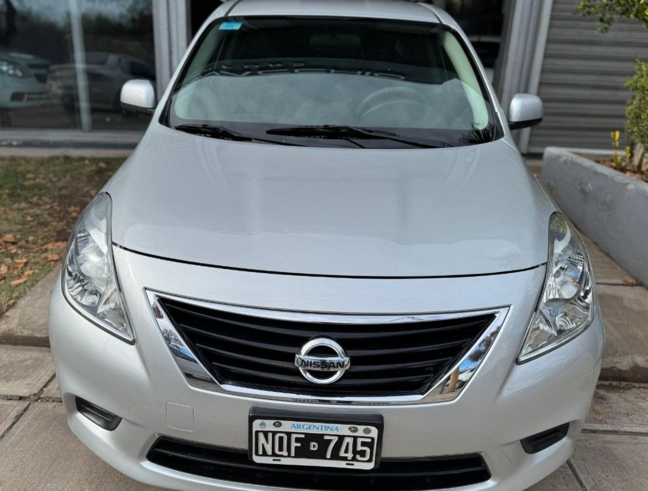 Nissan Versa Usado en Mendoza, deRuedas