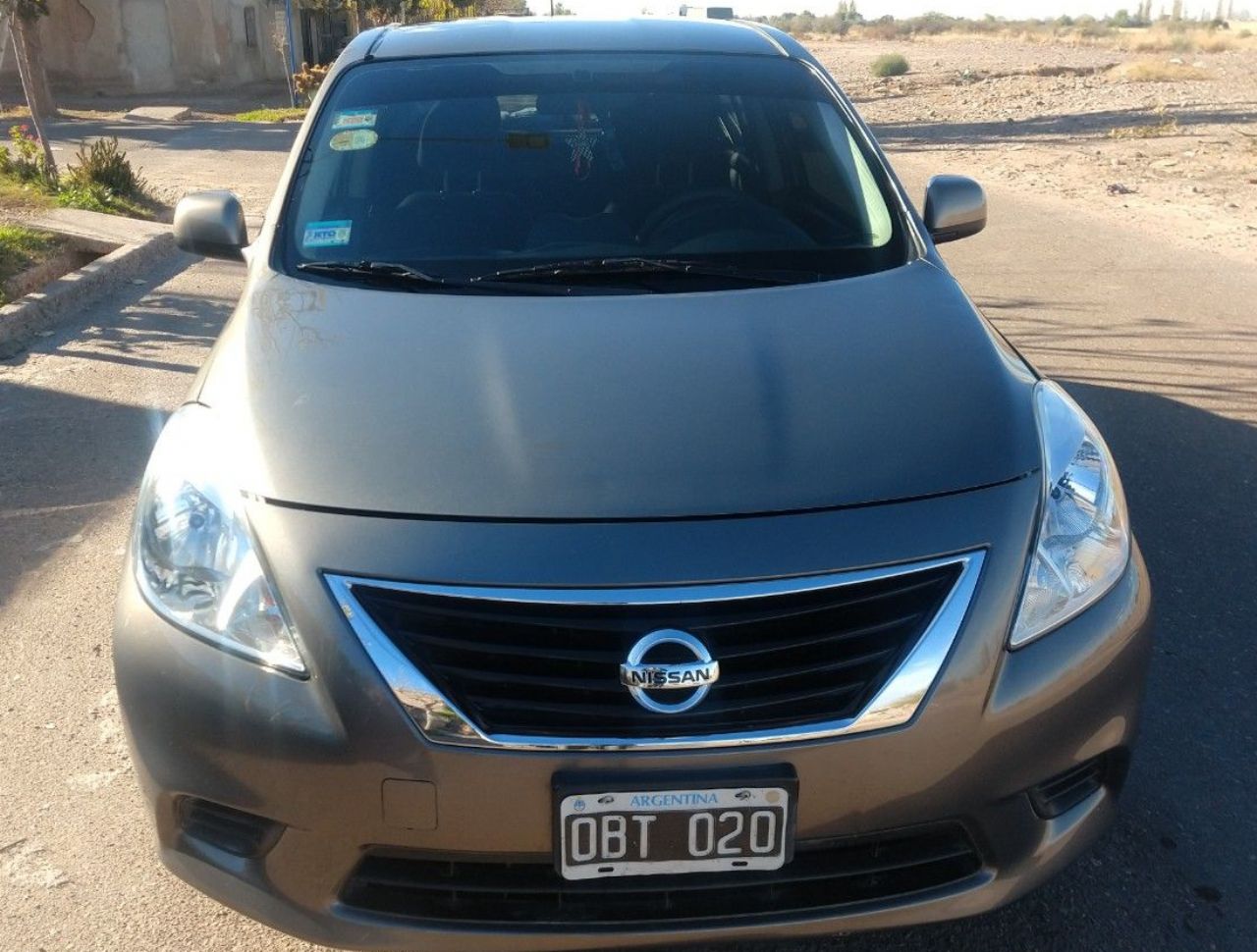 Nissan Versa Usado en Mendoza, deRuedas