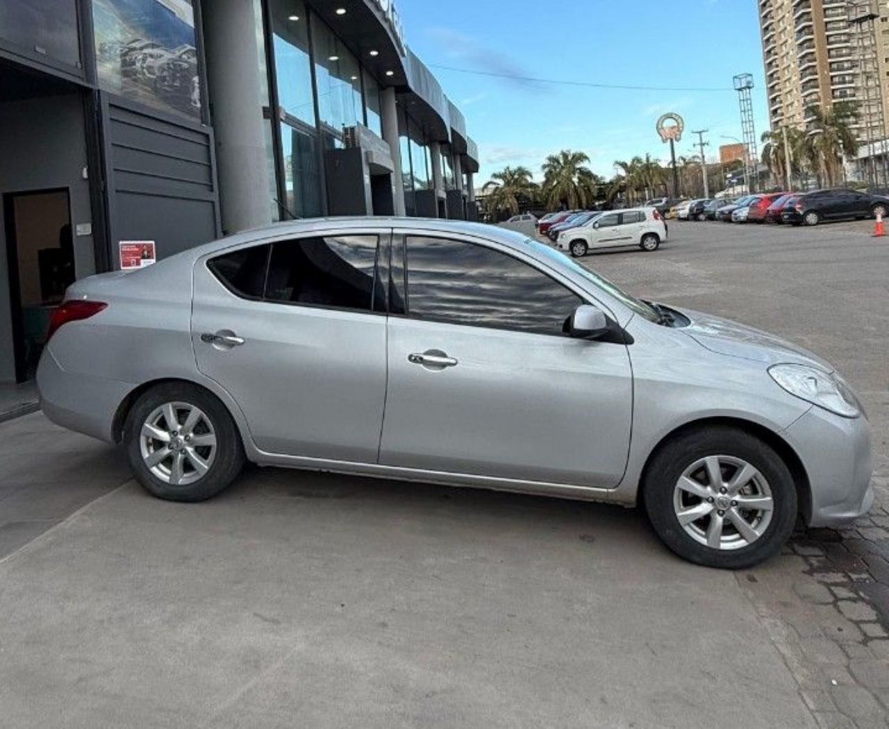 Nissan Versa Usado Financiado en Córdoba, deRuedas