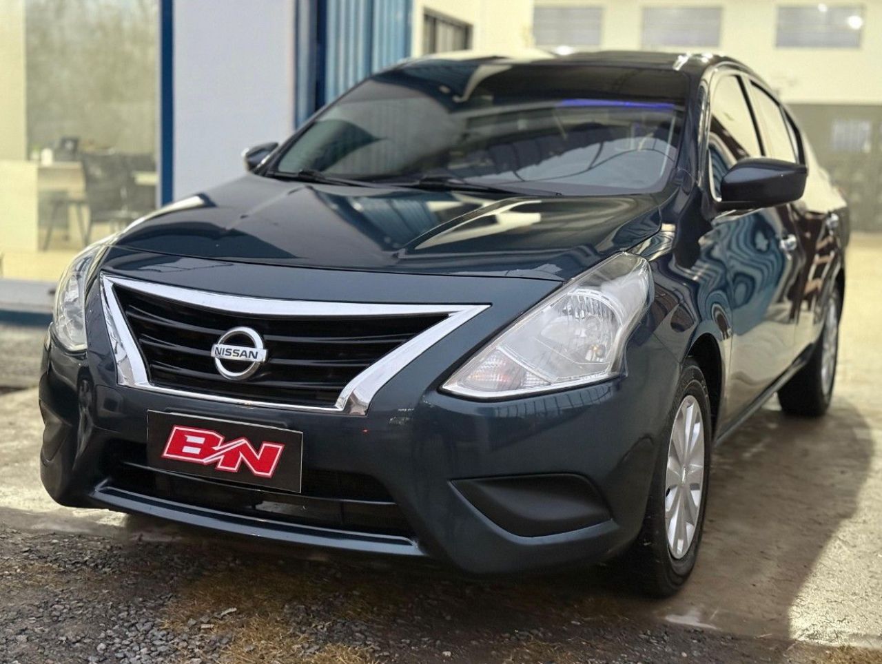 Nissan Versa Usado Financiado en Córdoba, deRuedas