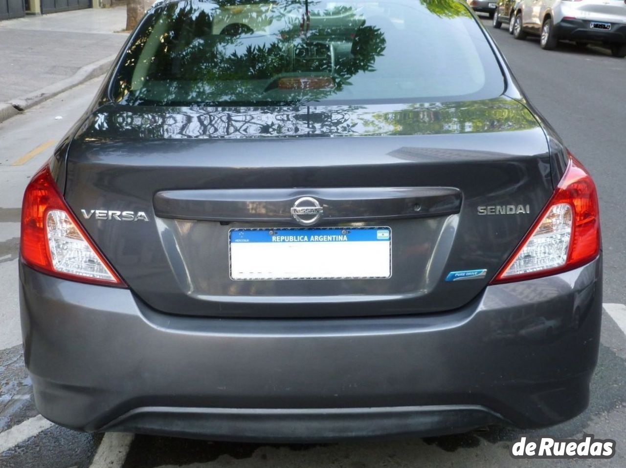 Nissan Versa Usado en Buenos Aires, deRuedas