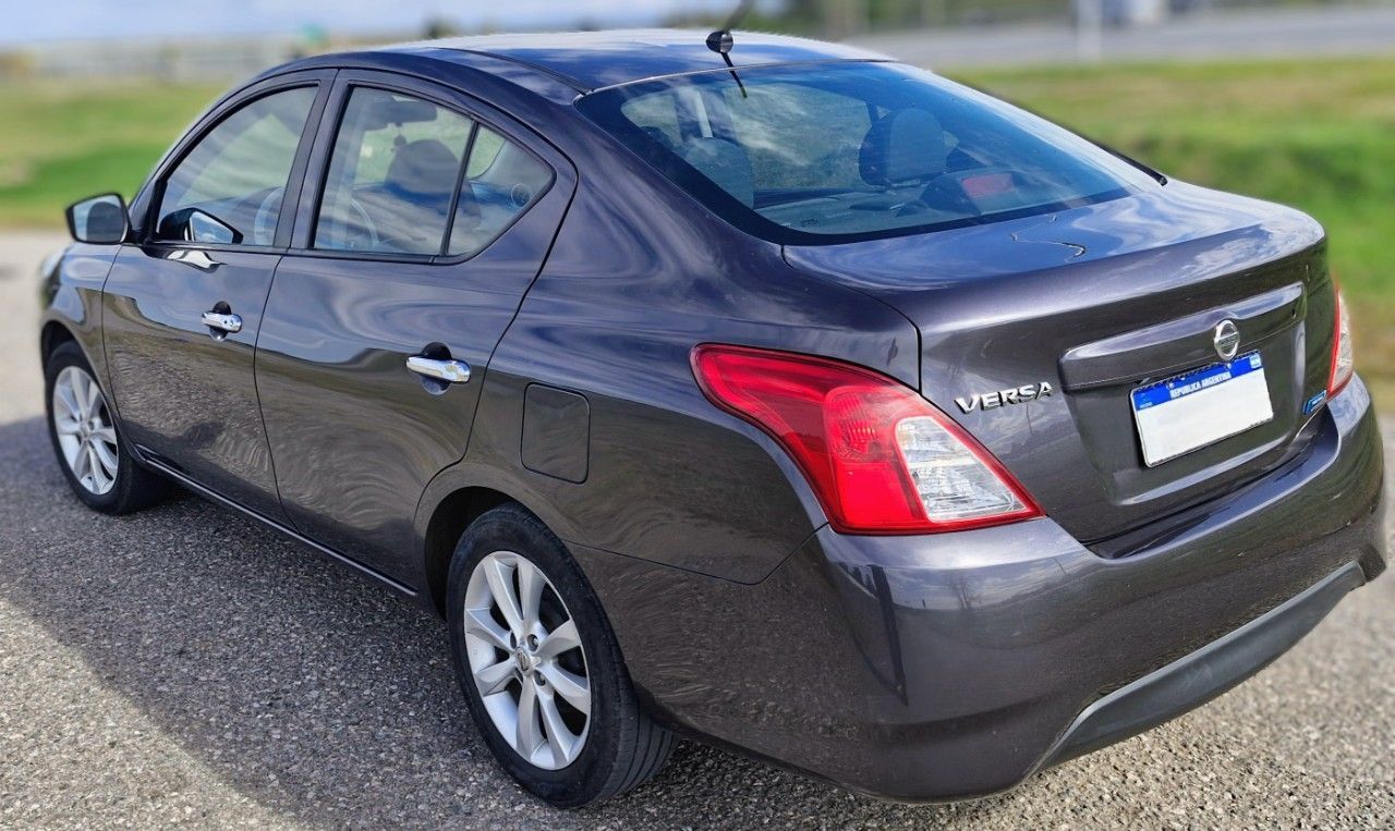 Nissan Versa Usado en Córdoba, deRuedas