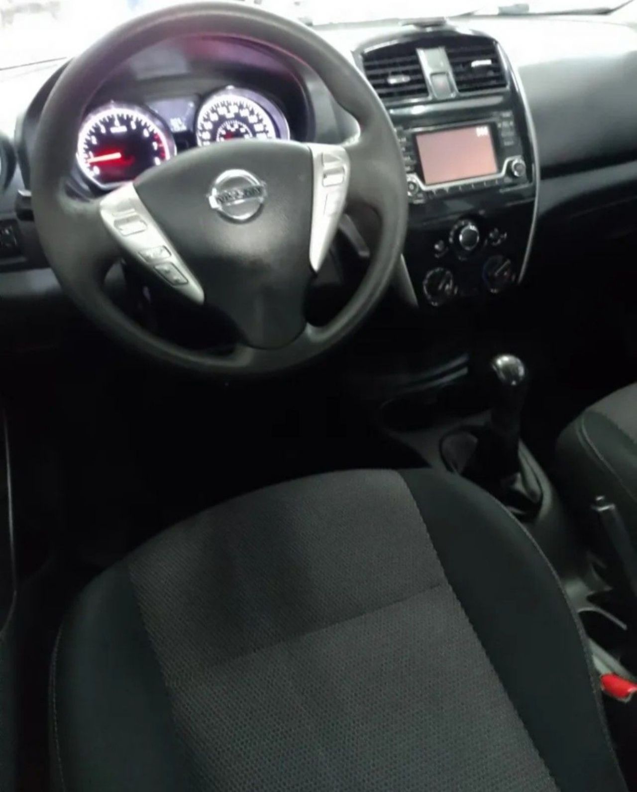 Nissan Versa Usado en Córdoba, deRuedas