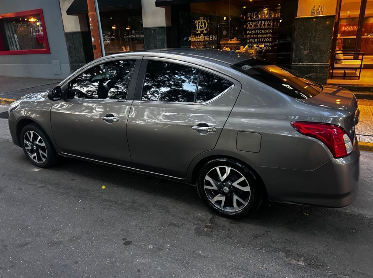 Nissan Versa Usado en Mendoza, deRuedas