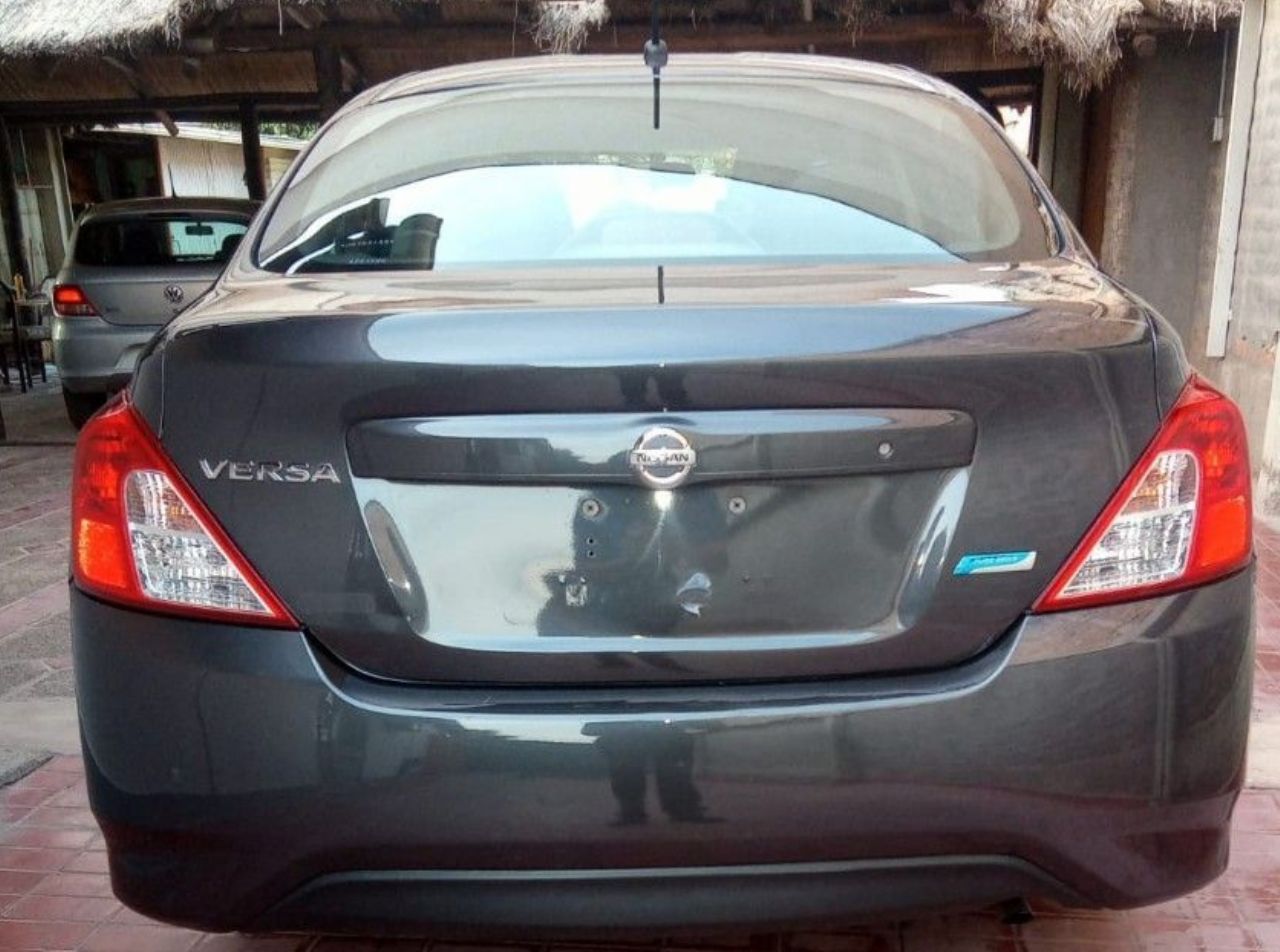 Nissan Versa Usado en Mendoza, deRuedas