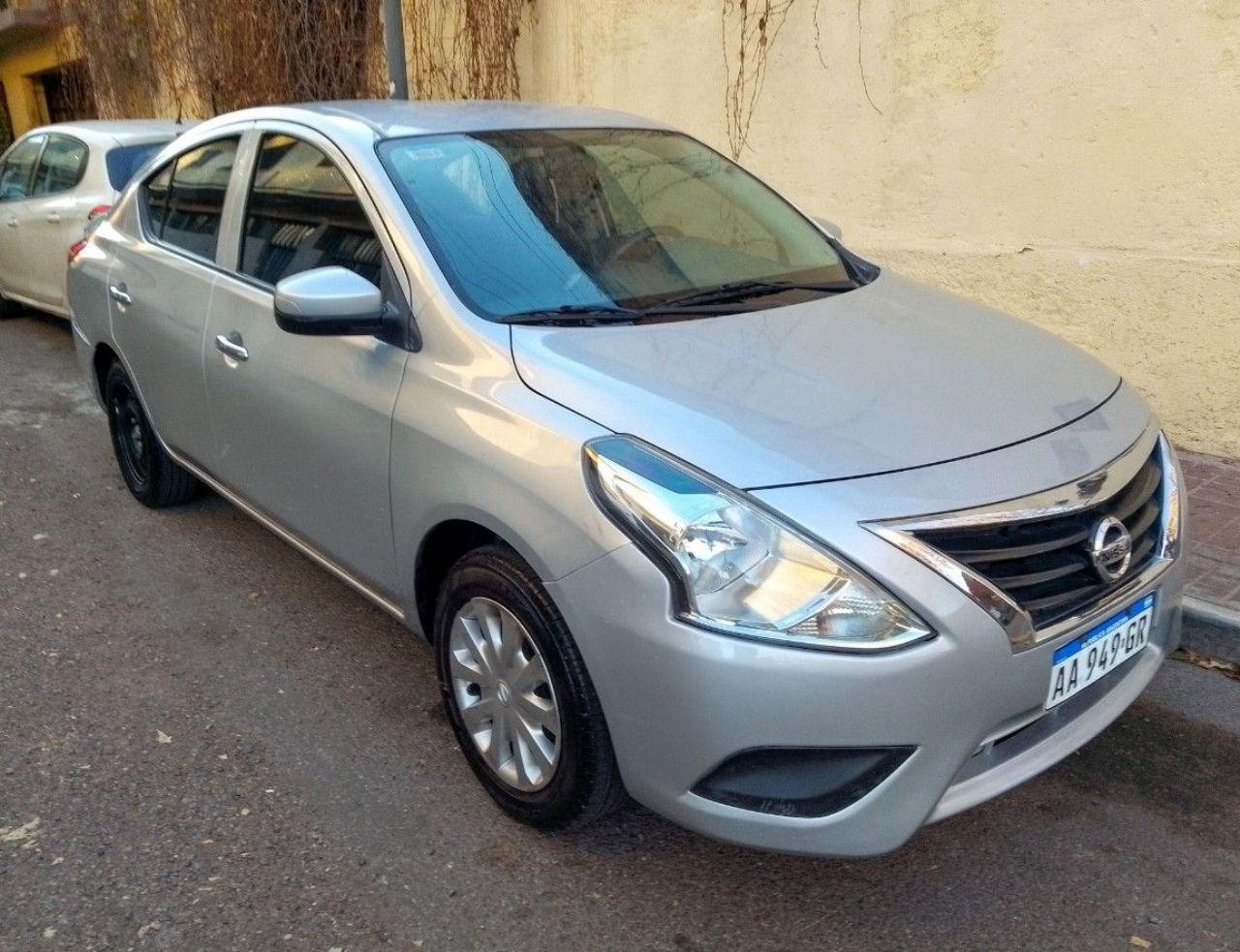 Nissan Versa Usado en Mendoza, deRuedas